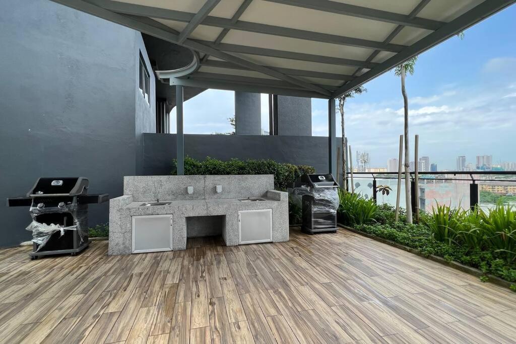 Cozy Aera Residence / Free Wi-Fi Netflix / Sunway Petaling Jaya Exterior photo