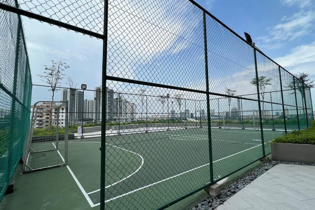 Cozy Aera Residence / Free Wi-Fi Netflix / Sunway Petaling Jaya Exterior photo
