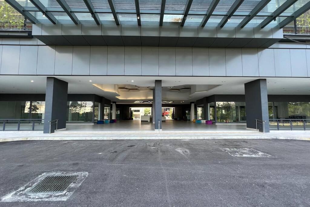 Cozy Aera Residence / Free Wi-Fi Netflix / Sunway Petaling Jaya Exterior photo